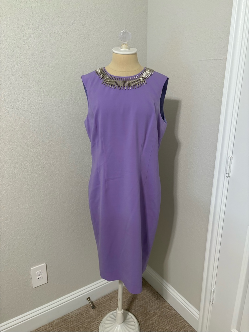 Carlisle Lilac Sleeveless Sheath Dress with Metallic Collar
